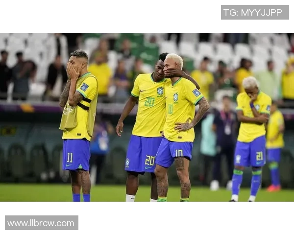 奥卢与卡亚尼激战正酣谁能在这场较量中笑到最后