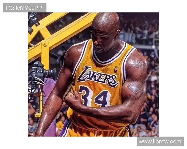 天勾贾巴尔与尤因的传奇对决：篮球历史上的巅峰时刻解析