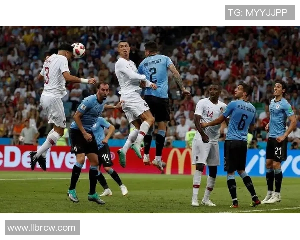 德国与俄罗斯足球对决分析及历史交锋回顾探讨